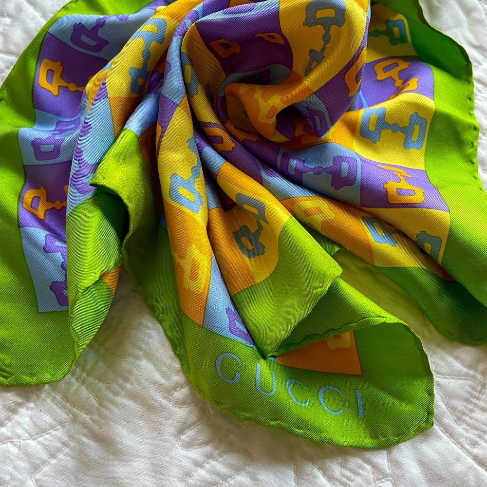 Gucci horsebit scarf